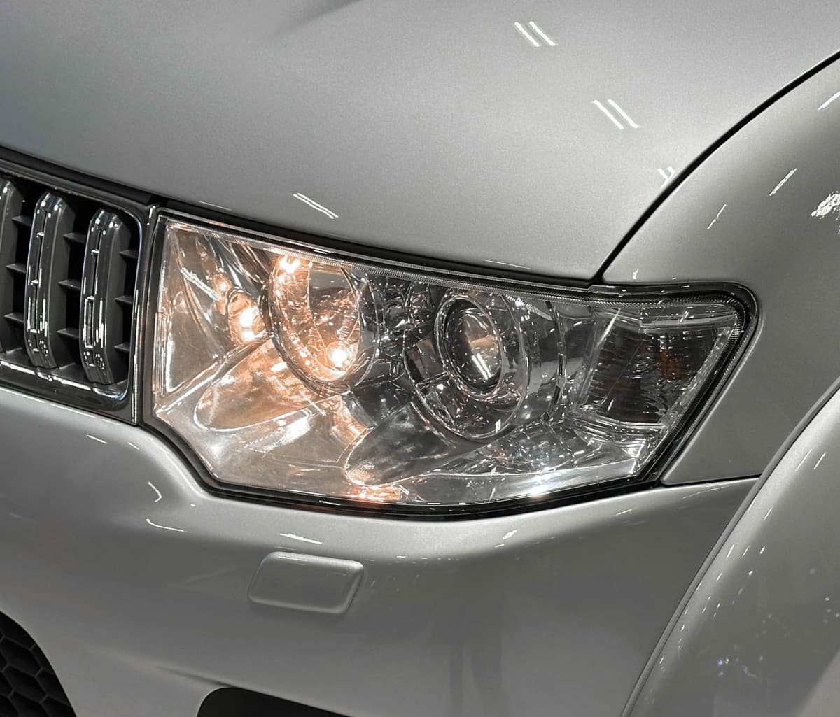Mitsubishi Pajero Sport - 4